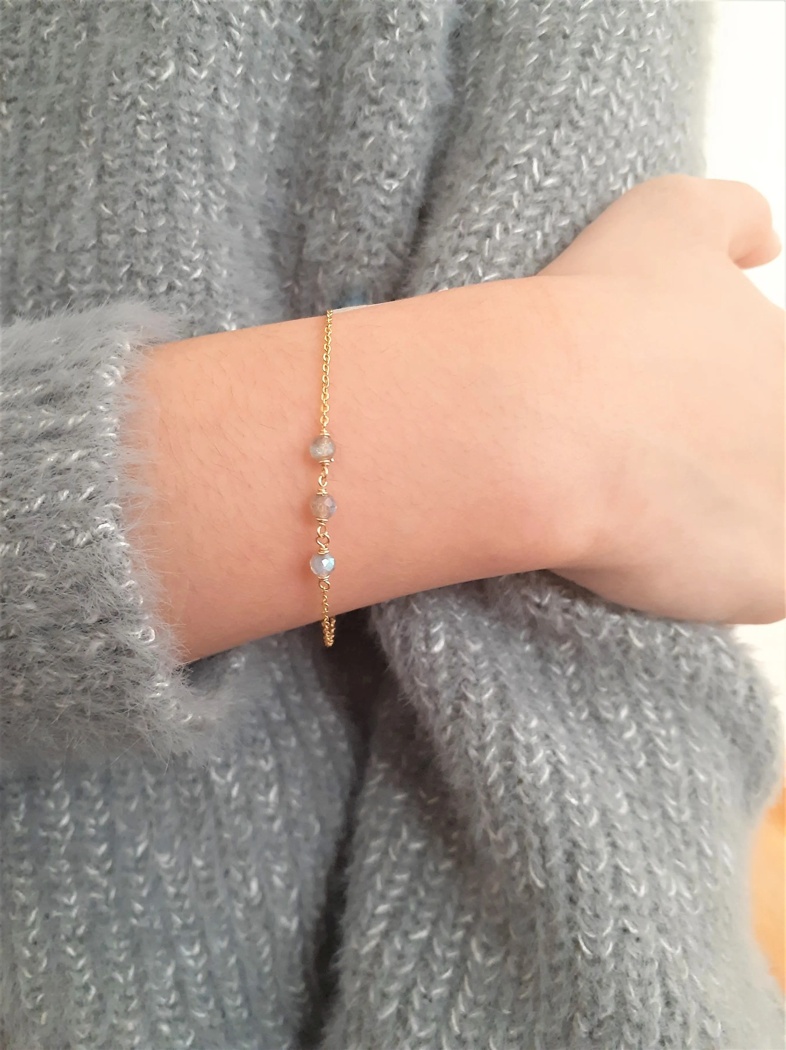 Dainty Labradorite Bracelet
