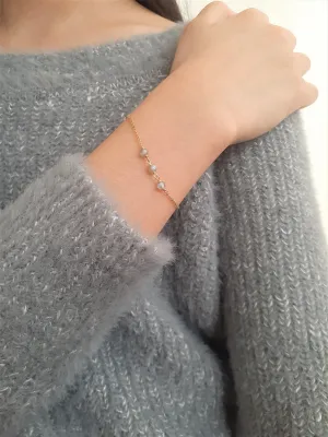 Dainty Labradorite Bracelet