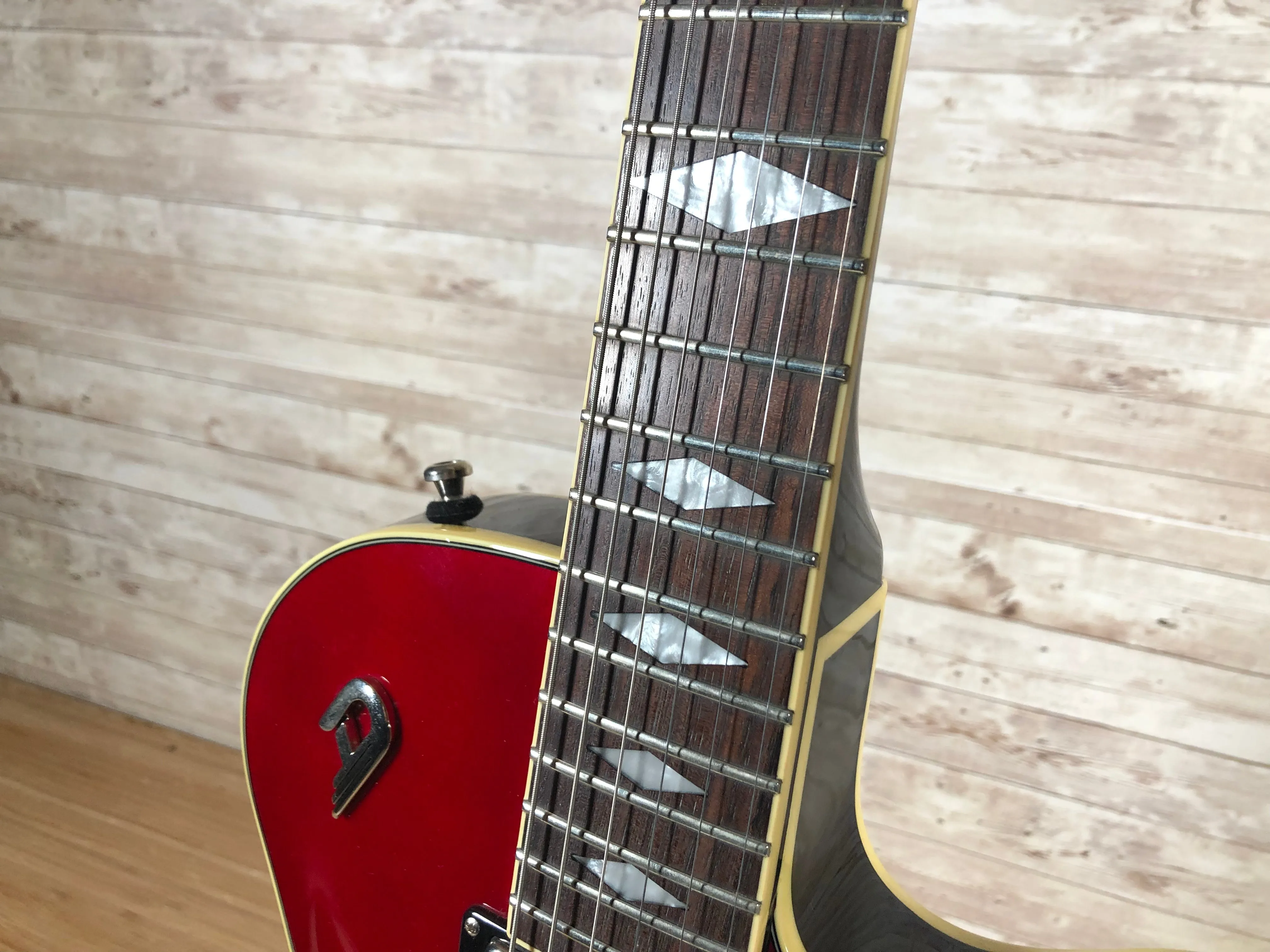Duesenberg Starplayer TV DLX