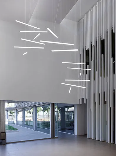 Halo Lineal Pendant Lamp